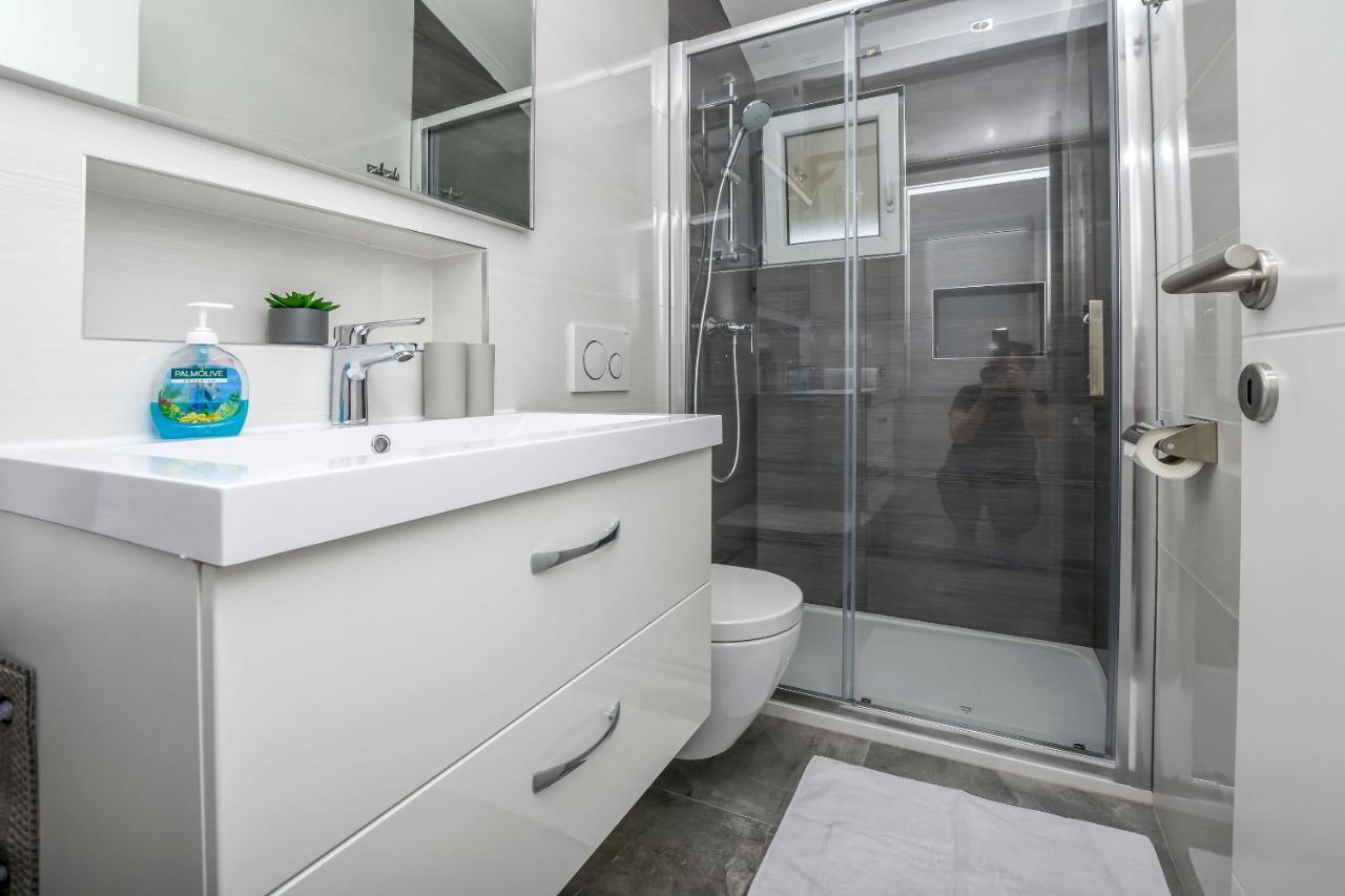 רוגוזניצה Apartments Sime מראה חיצוני תמונה