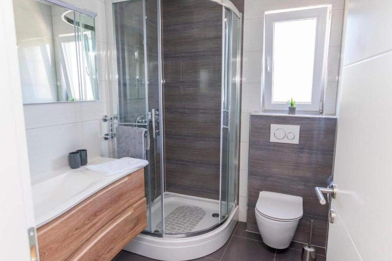 רוגוזניצה Apartments Sime מראה חיצוני תמונה