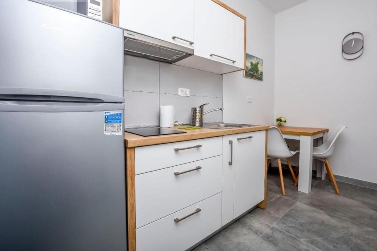רוגוזניצה Apartments Sime מראה חיצוני תמונה