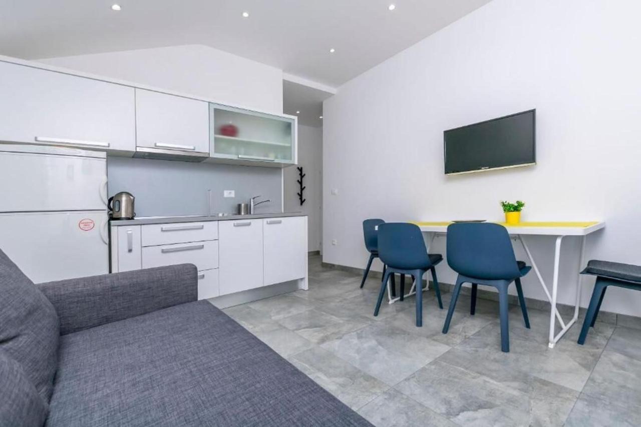 רוגוזניצה Apartments Sime מראה חיצוני תמונה